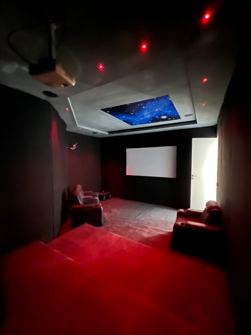 5 BEDROOM DETACHED DUPLEX WITH SWIMMING POOL, CINEMA, GYM & BQ