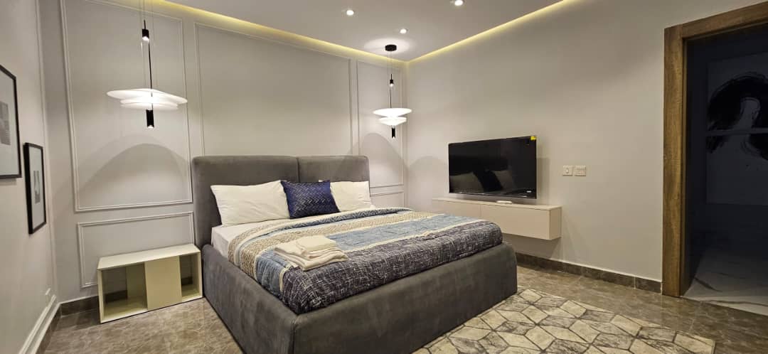 2 Bedroom Apartment Fully Furnished Apartment