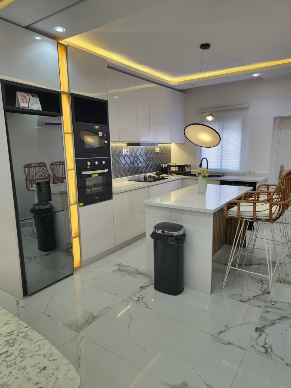 2 Bedroom Apartment Fully Furnished Apartment