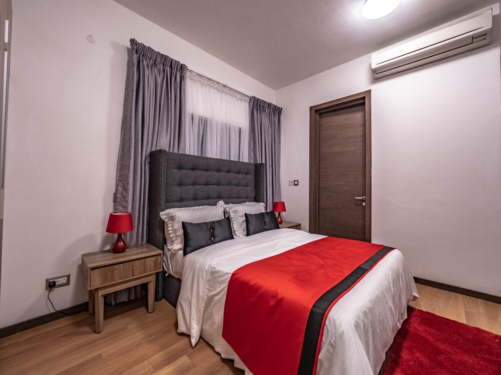 3 Bedroom Top Floor Apartment
