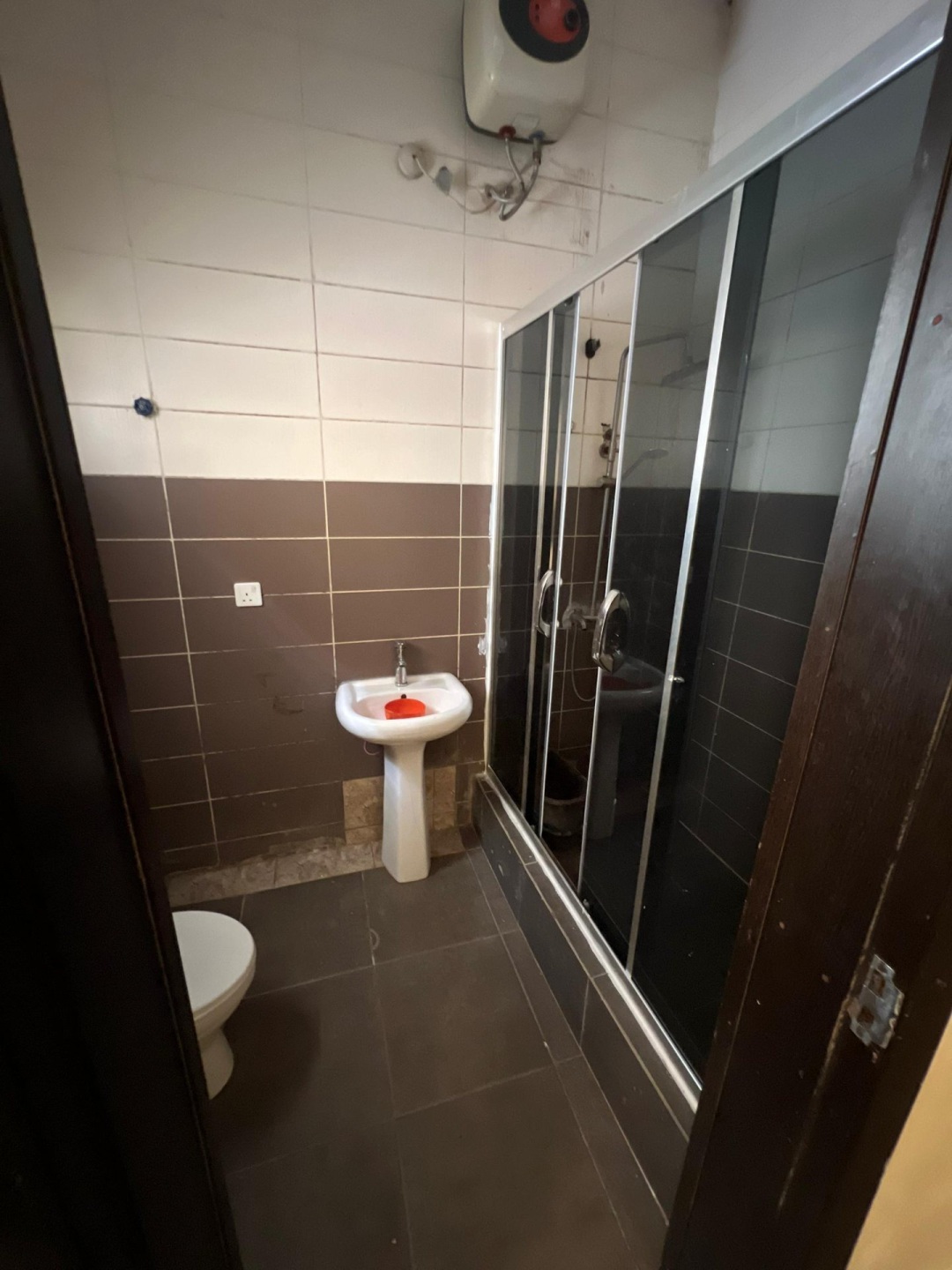 4 BEDROOM SEMI DETACHED DUPLEX WITH BQ