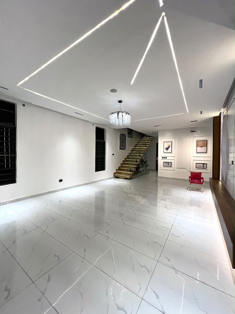 5 BEDROOM DETACHED DUPLEX WITH SWIMMING POOL AND BQ