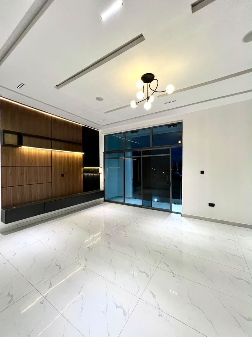 5 BEDROOM DETACHED DUPLEX WITH SWIMMING POOL AND BQ