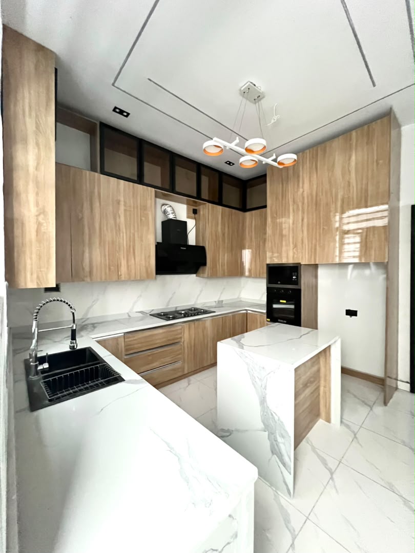 4 BEDROOM SEMI-DETACHED DUPLEX WITH BQ