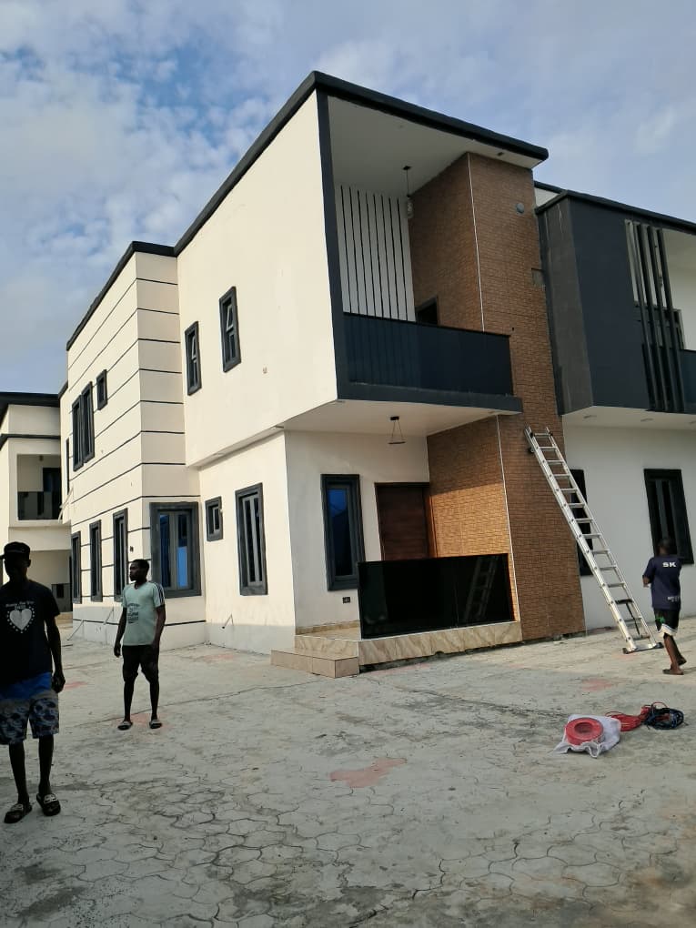2 Bedroom Flat