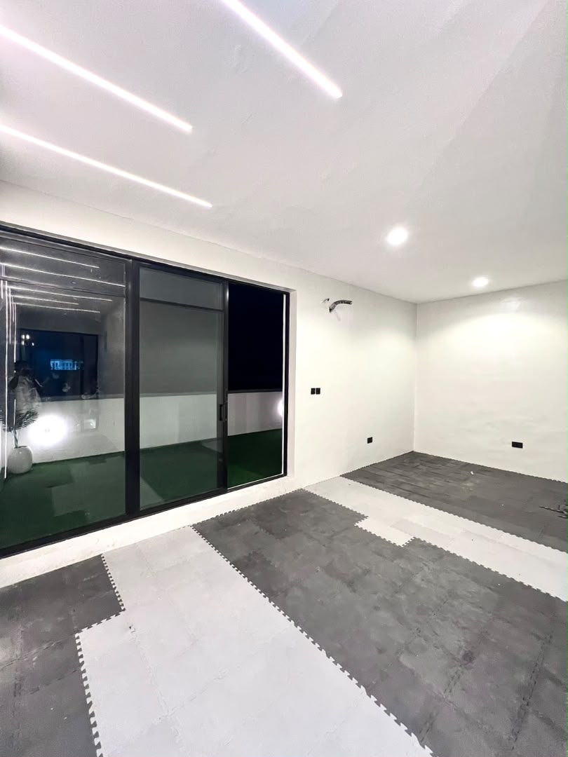 5 BEDROOM DETACHED DUPLEX WITH SWIMMING POOL, CINEMA, GYM AND BQ